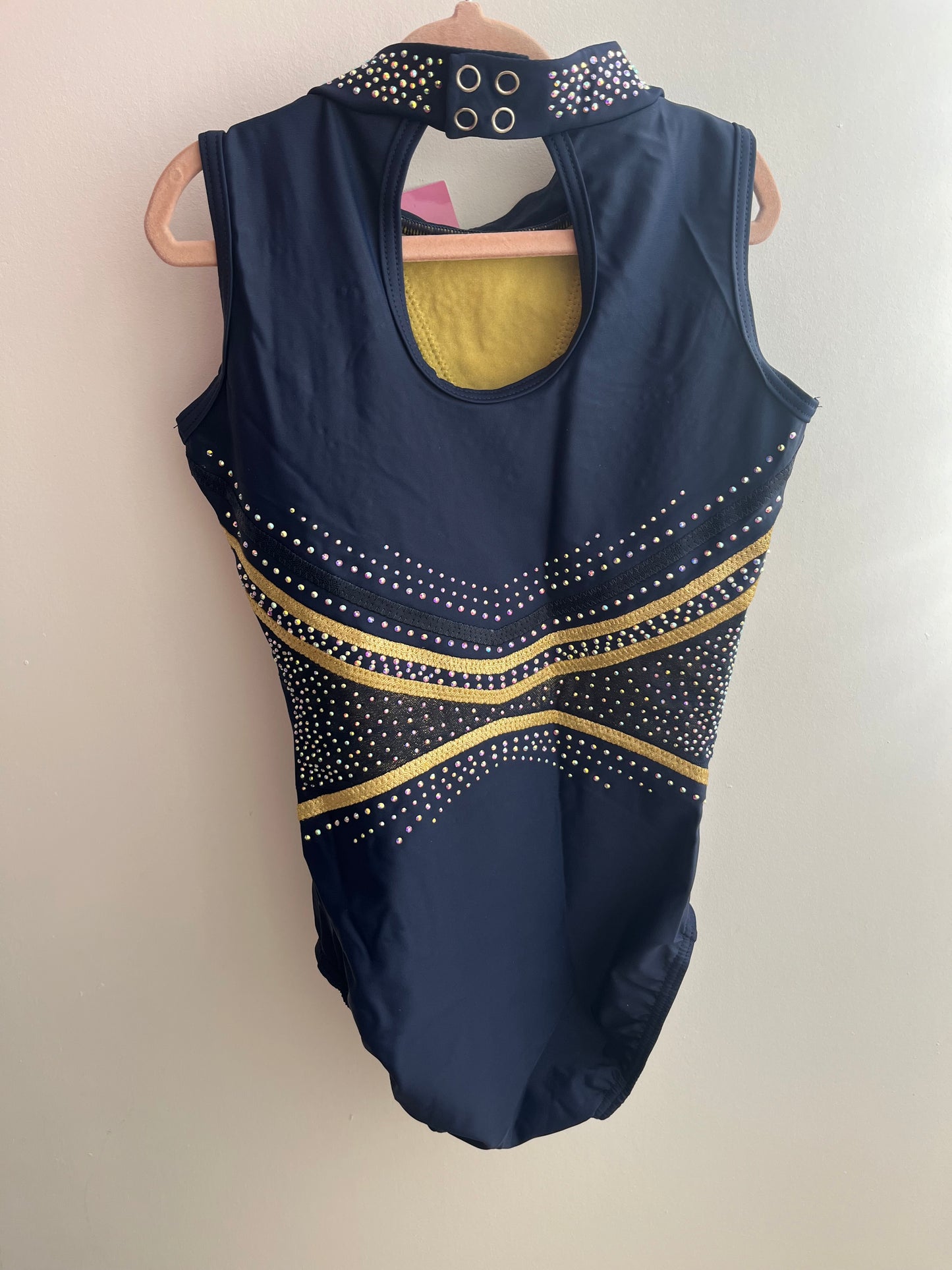 Christmas box size 34+