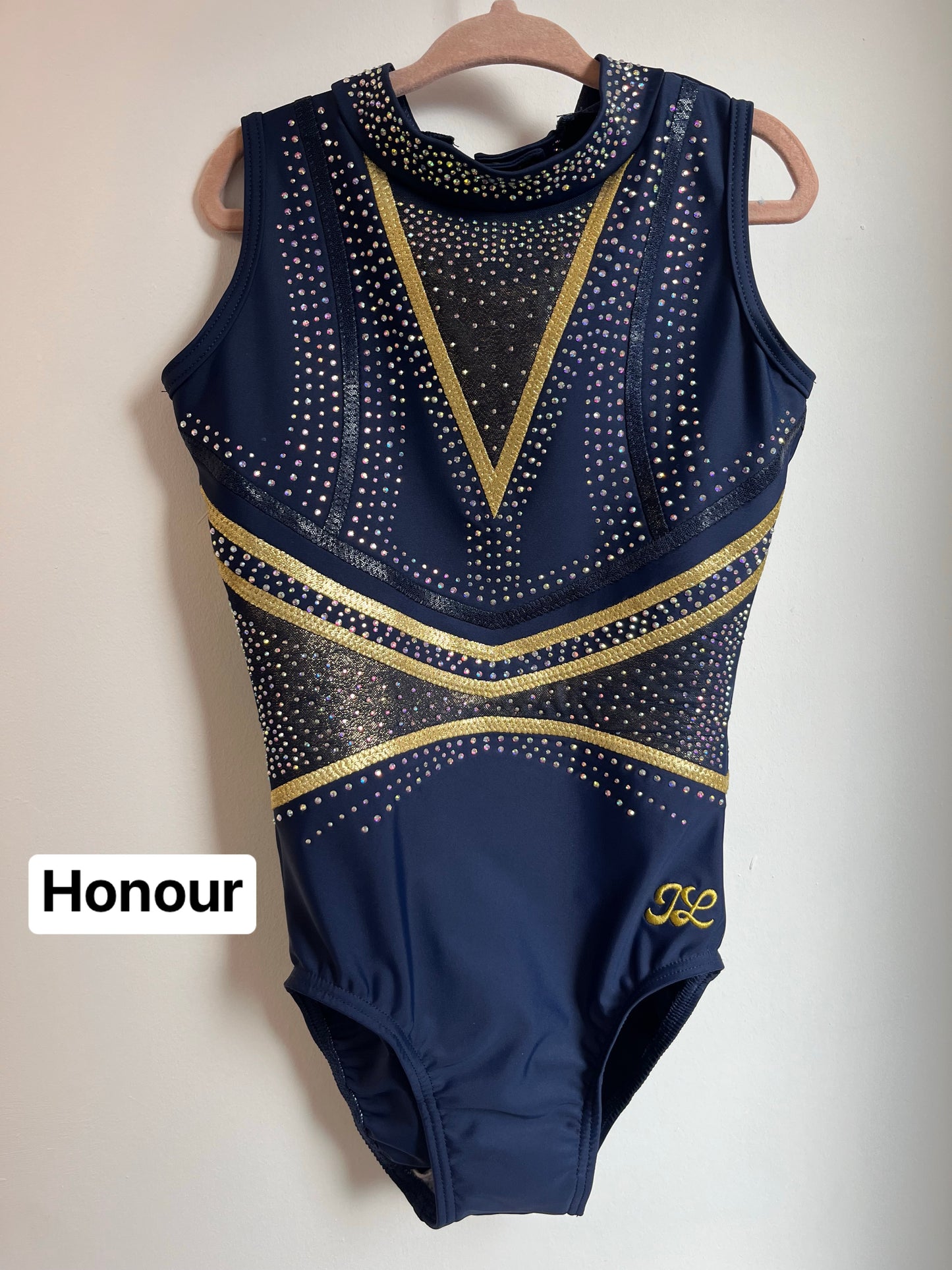 Christmas box size 34+